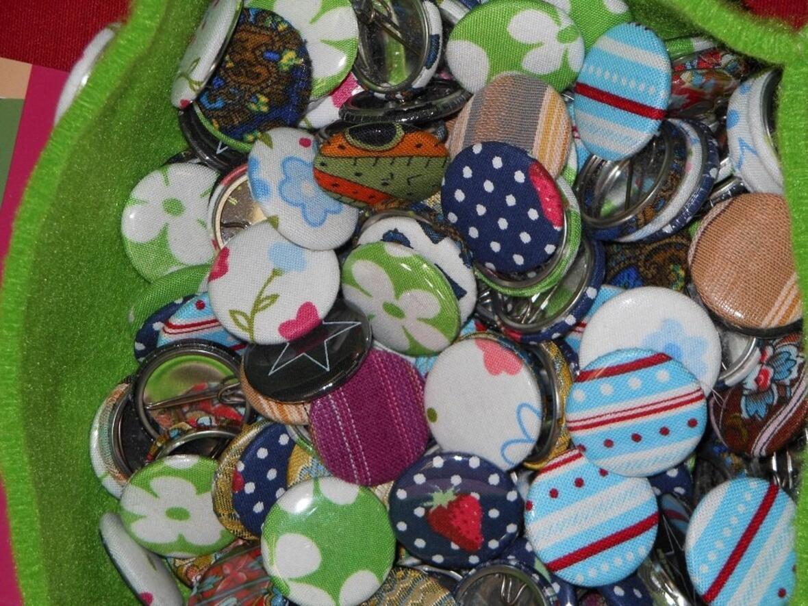 Buttons aus Stoffresten